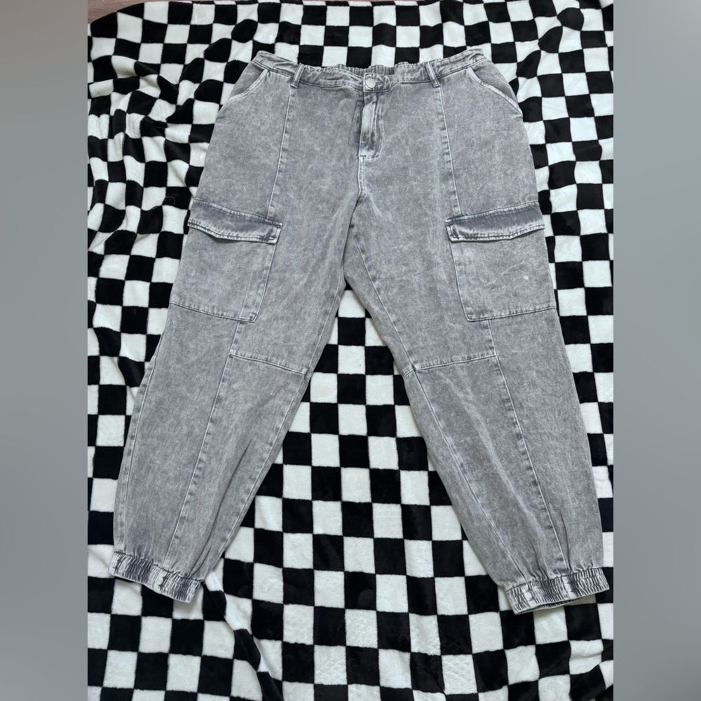 City Chic Size 22 Gray Tapered Cargo Pants Plus Size Elastic Ankle Joggers